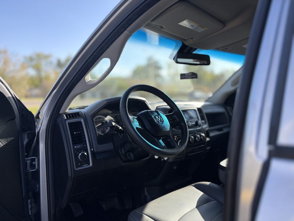 2020 RAM 1500 Image 9