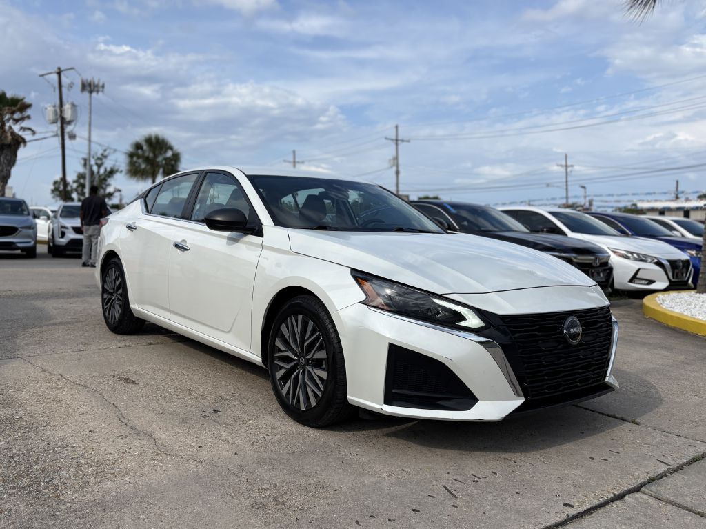 2024 Nissan Altima Image 3