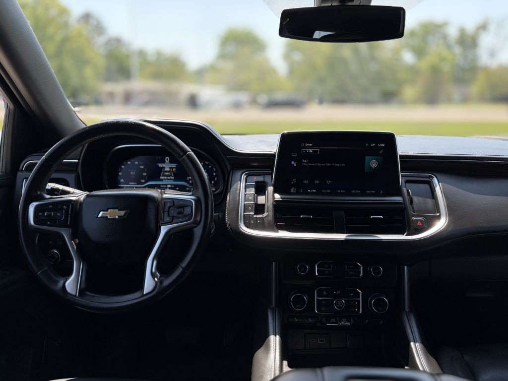 2022 Chevrolet Suburban Image 13