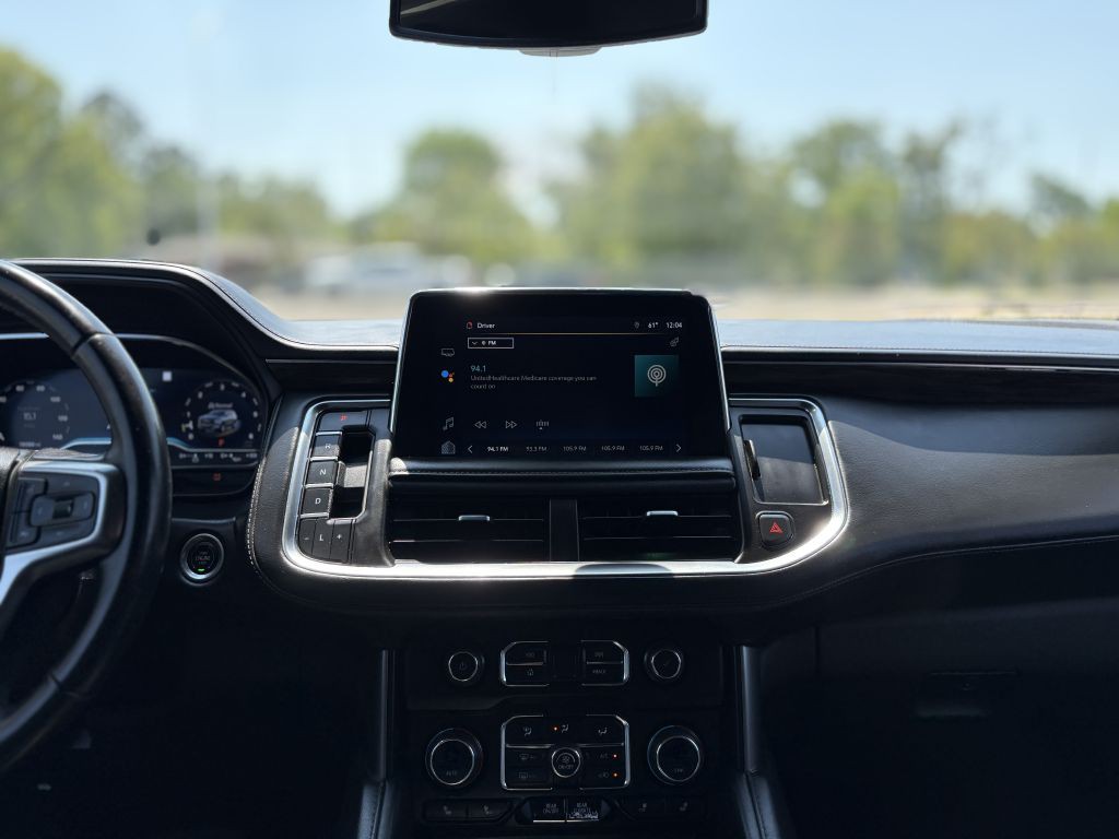 2022 Chevrolet Suburban Image 14