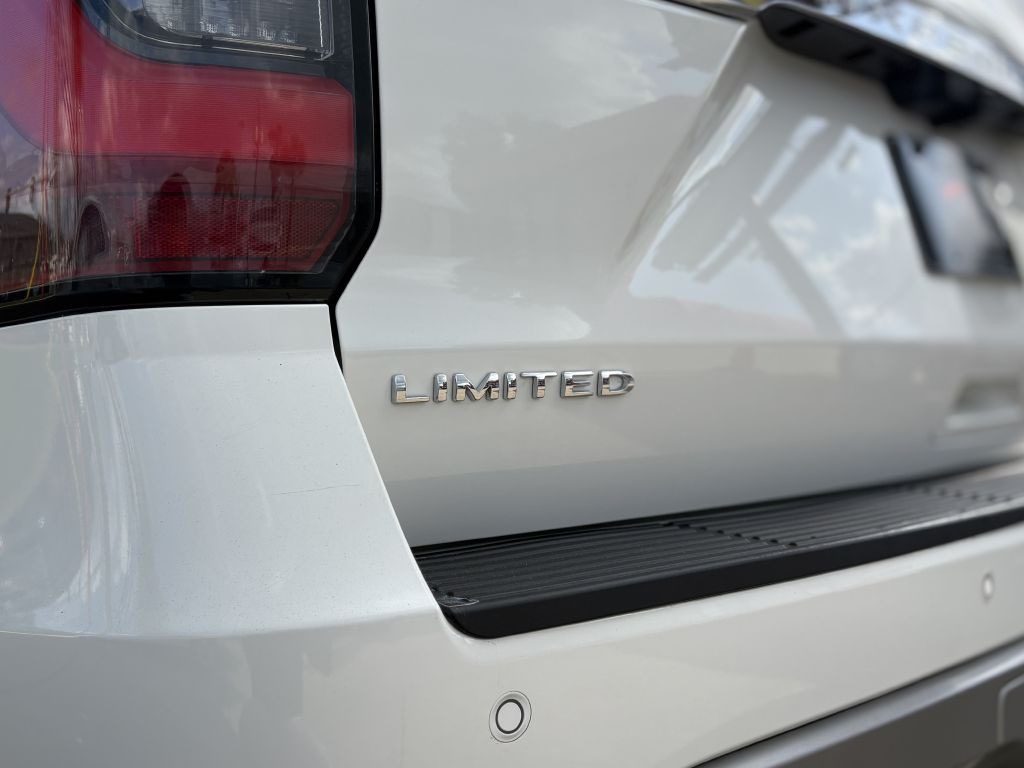 2021 Ford Expedition Image 6