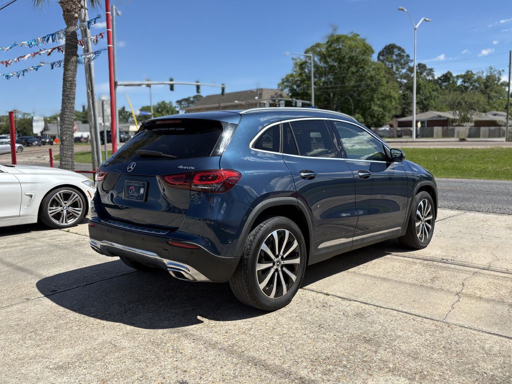 2021 Mercedes-Benz GLA-Class Image 4