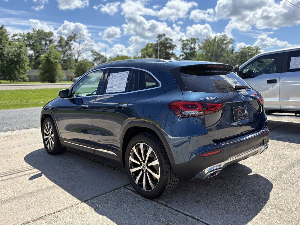 2021 Mercedes-Benz GLA-Class Image 5