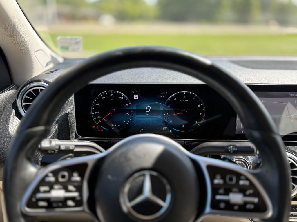 2021 Mercedes-Benz GLA-Class Image 13