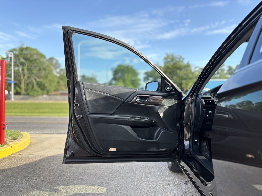 2016 Honda Accord Image 7