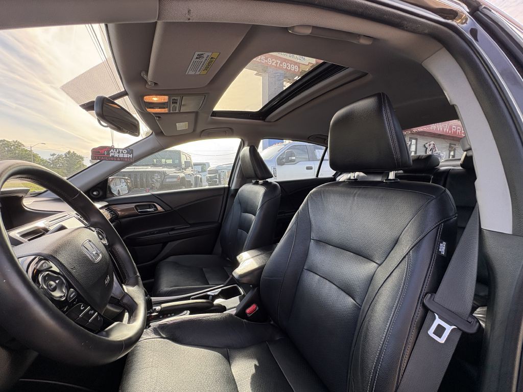 2016 Honda Accord Image 9