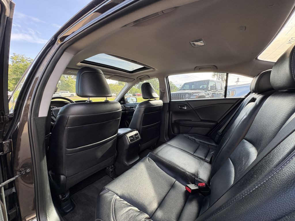 2016 Honda Accord Image 10