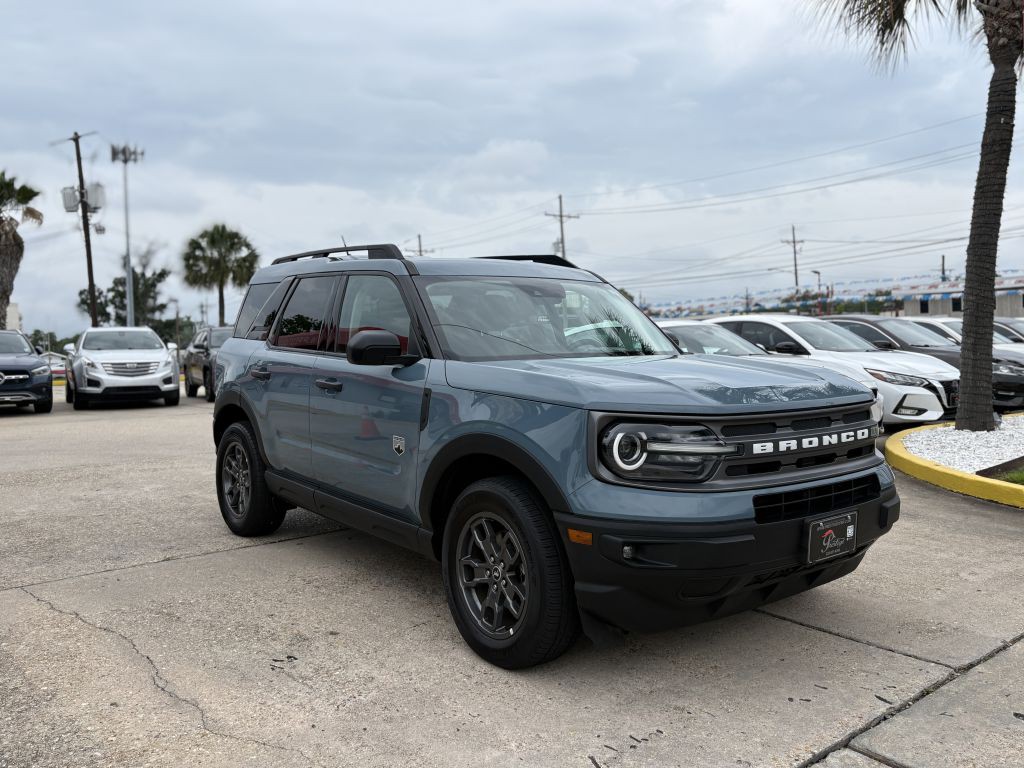 2023 Ford Bronco Image 3