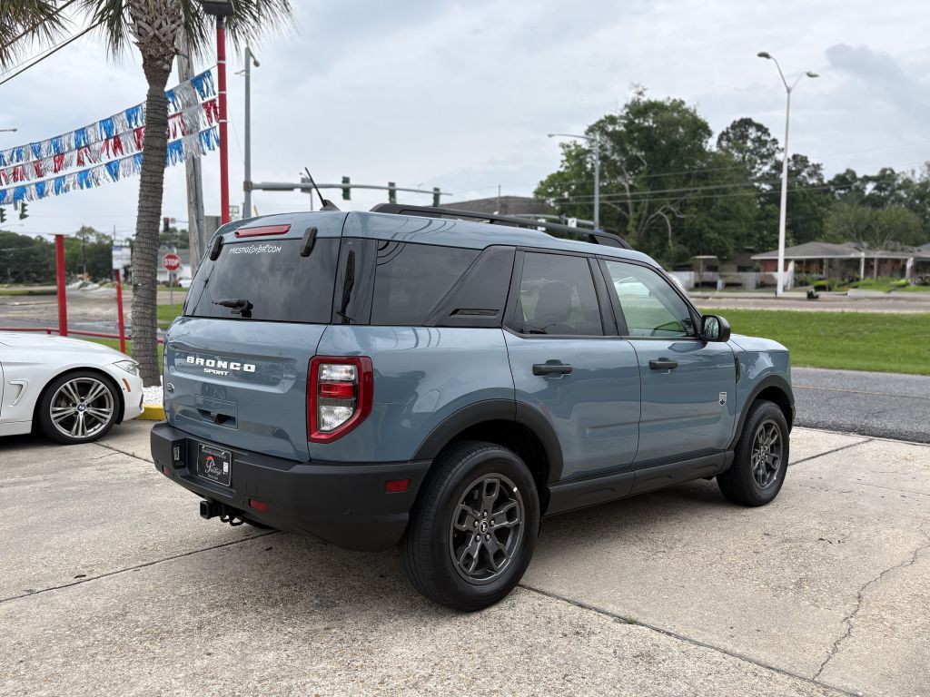 2023 Ford Bronco Image 4
