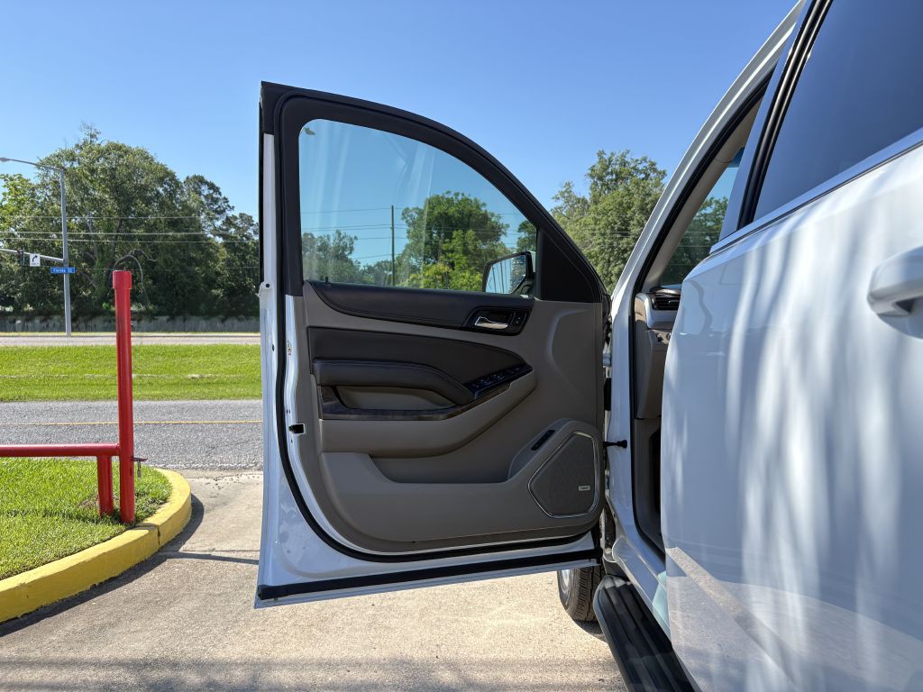 2015 Chevrolet Tahoe Image 7