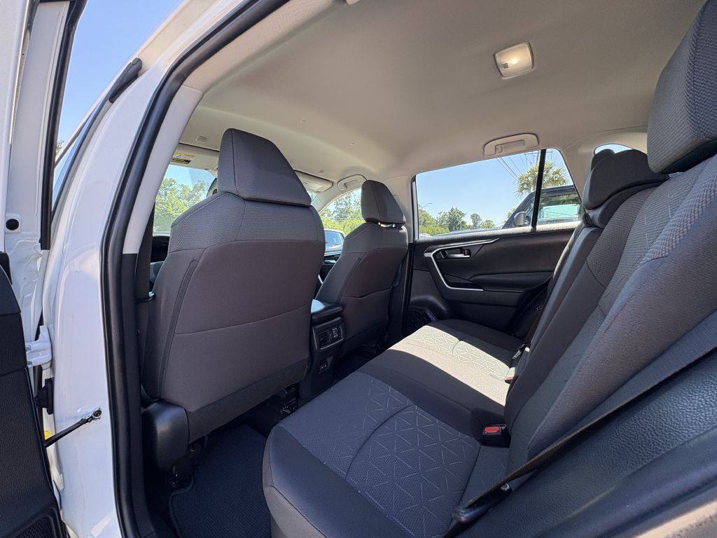 2023 Toyota Rav4 Image 10