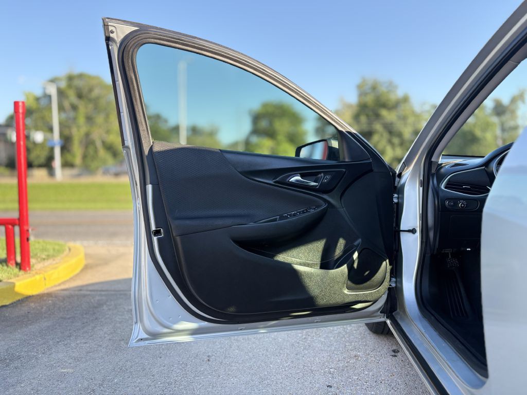 2019 Chevrolet Malibu Image 7