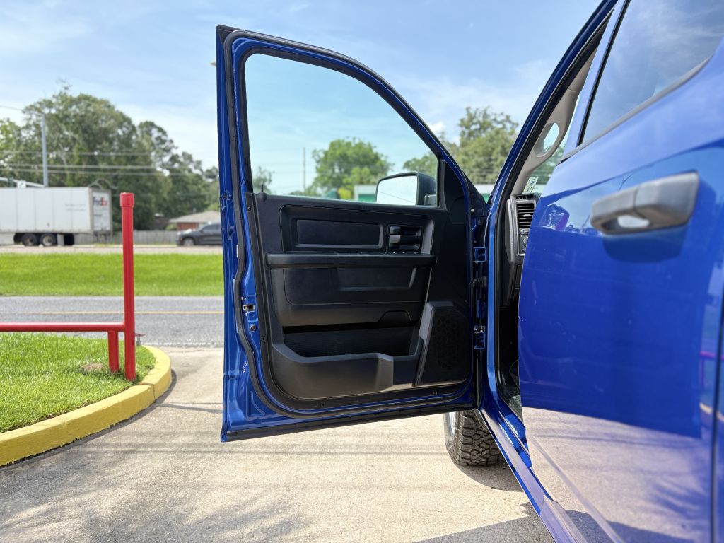 2019 RAM 1500 Image 8