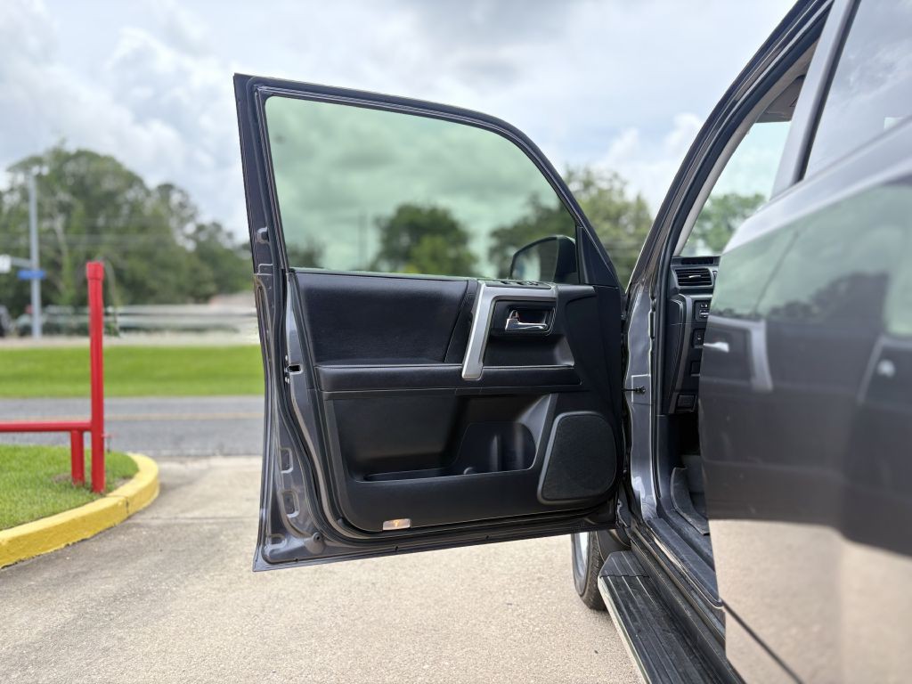2017 Toyota 4Runner Image 7