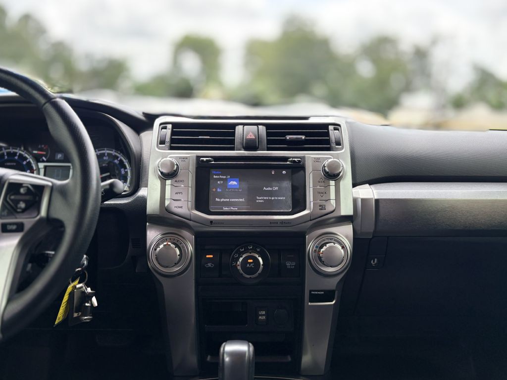 2017 Toyota 4Runner Image 13