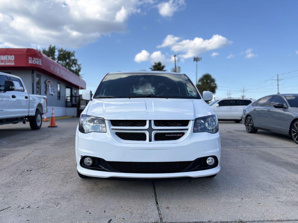 2019 Dodge Grand Caravan Image 2