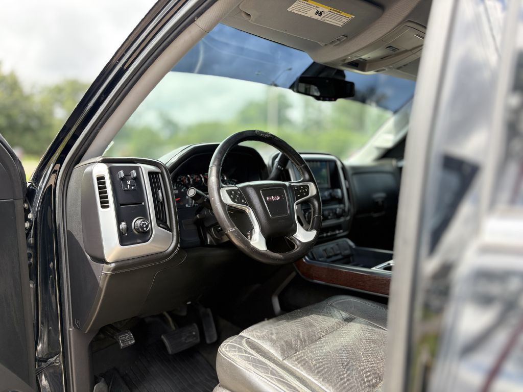 2017 GMC Sierra Image 8