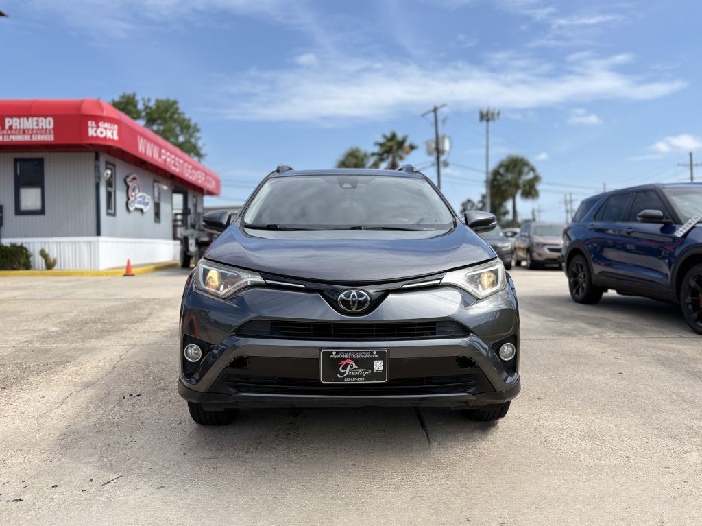 2018 Toyota Rav4 Image 2