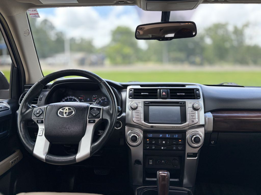 2018 Toyota 4Runner Image 11