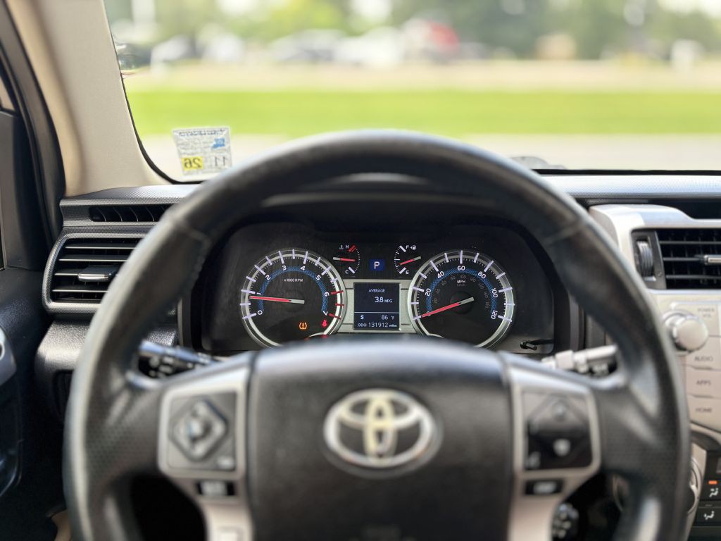 2018 Toyota 4Runner Image 13