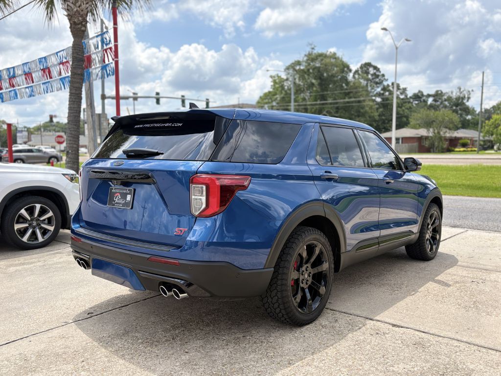 2021 Ford Explorer Image 4