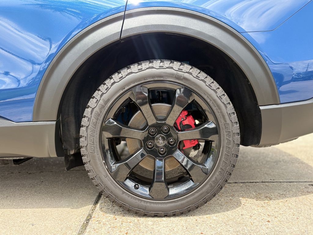 2021 Ford Explorer Image 7