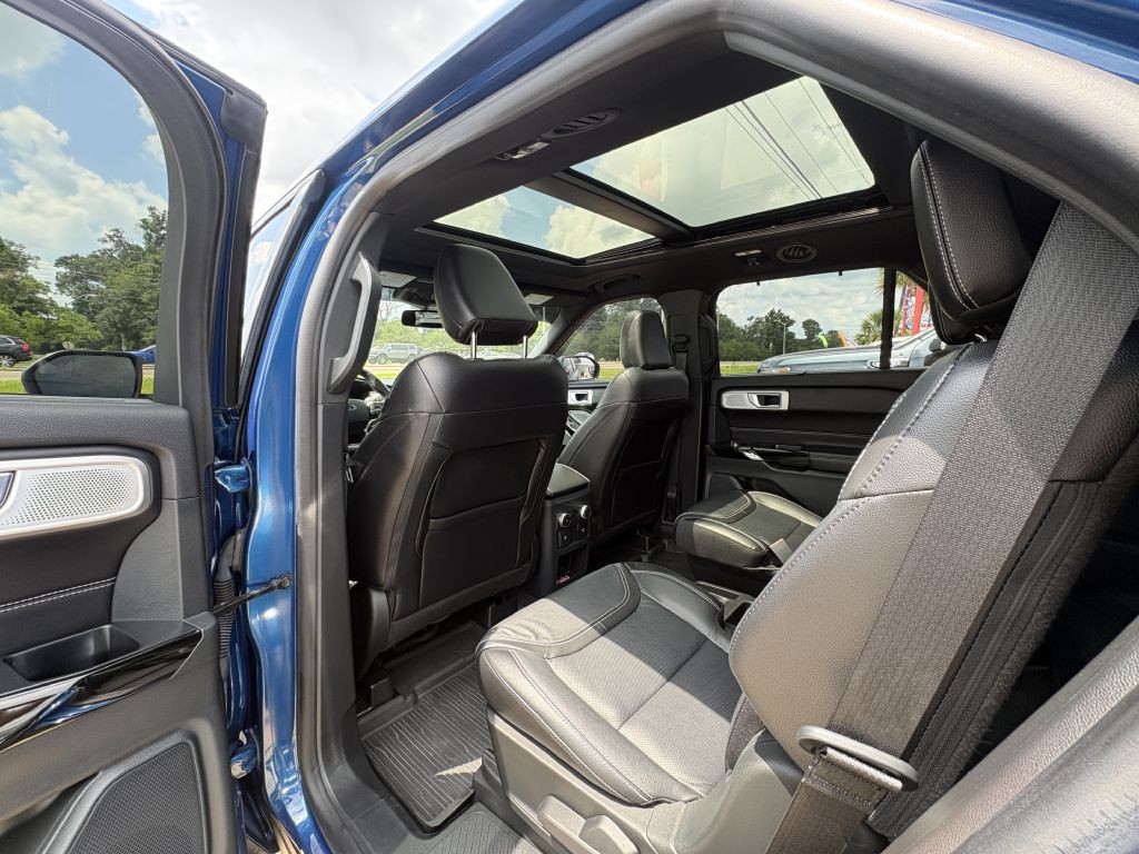 2021 Ford Explorer Image 11