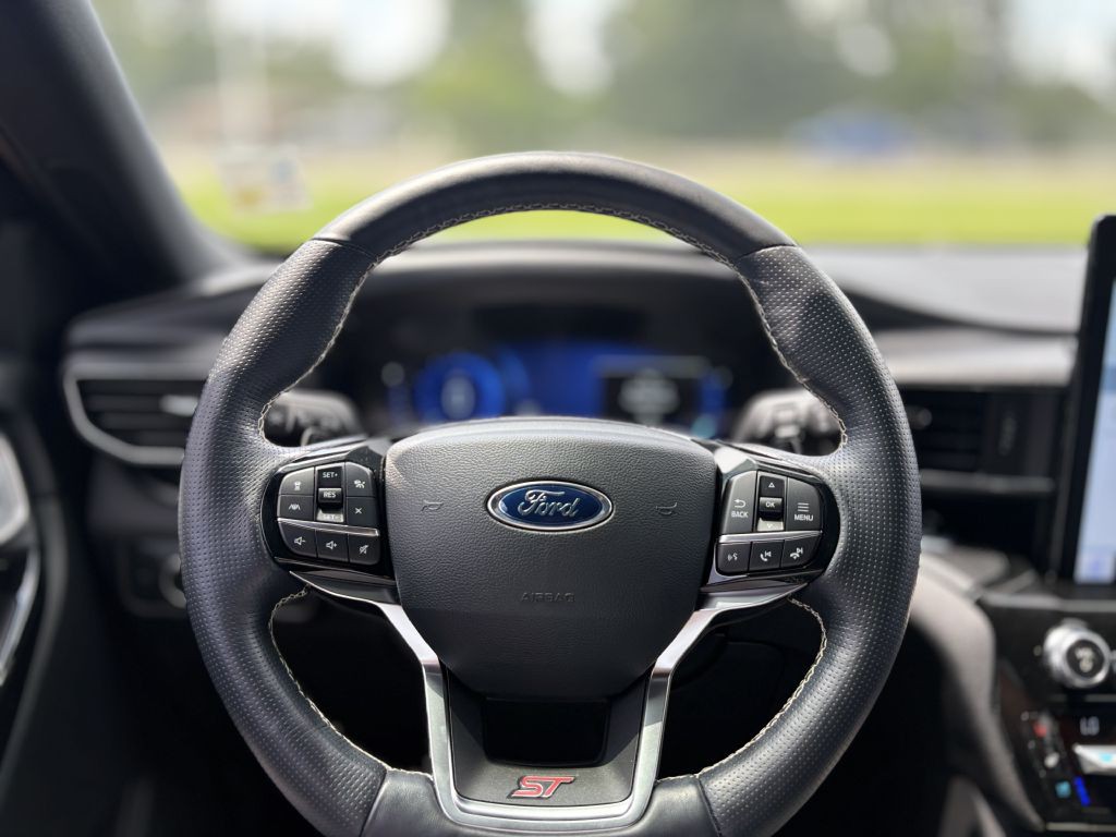 2021 Ford Explorer Image 15