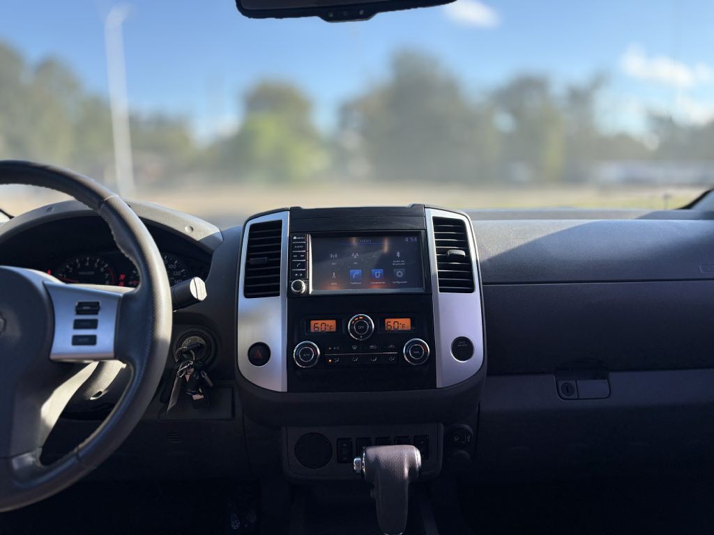 2019 Nissan Frontier Image 12