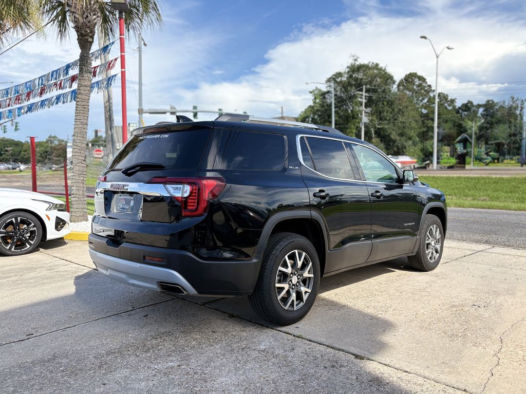 2022 GMC Acadia Image 4