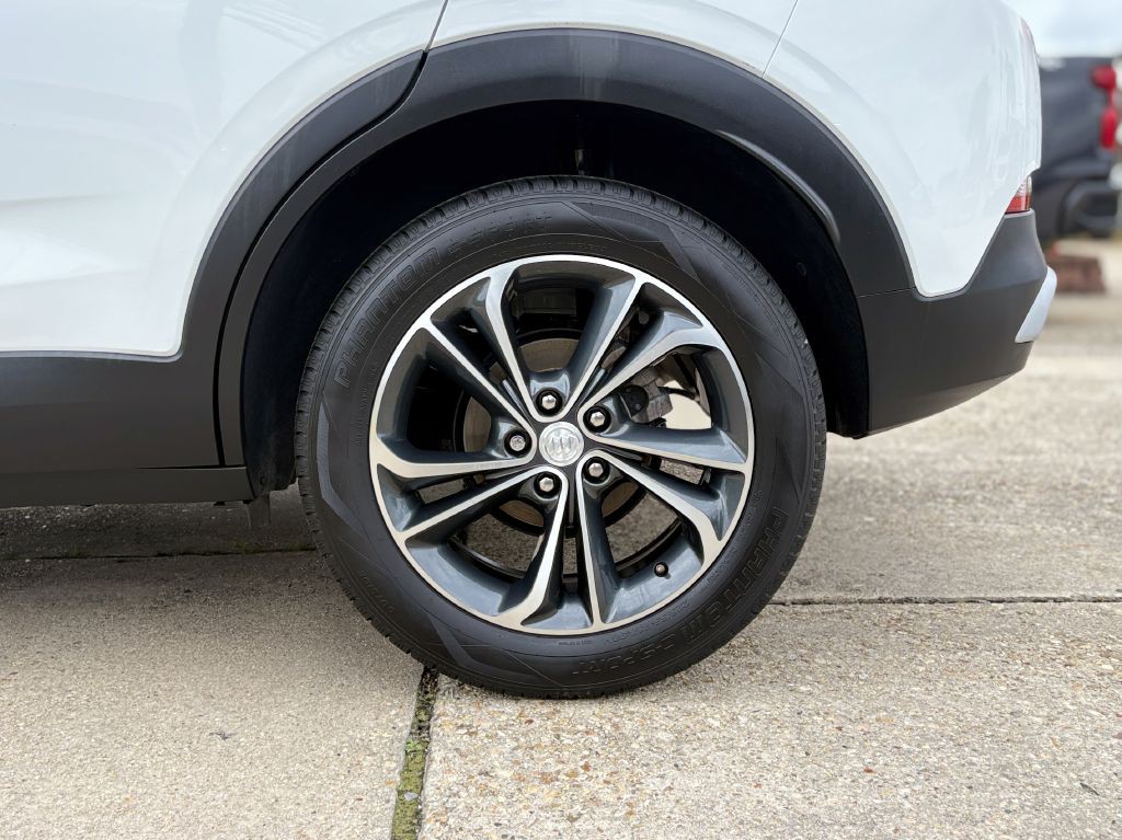 2022 Buick Enclave Image 6