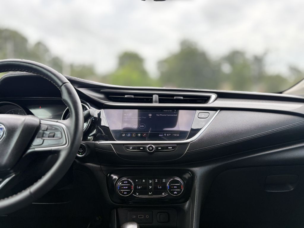 2022 Buick Enclave Image 12