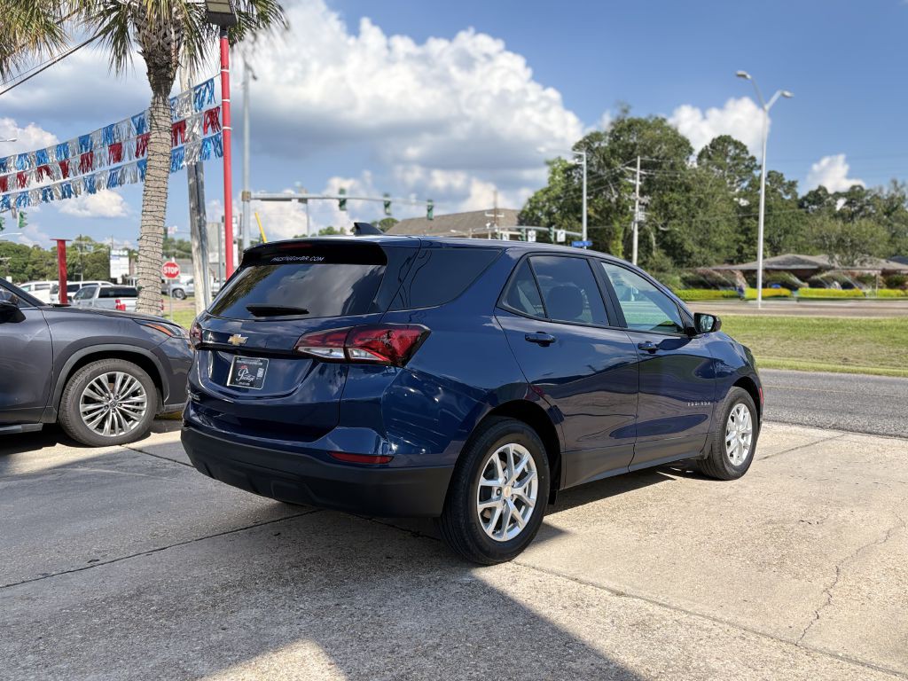 2022 Chevrolet Equinox Image 4