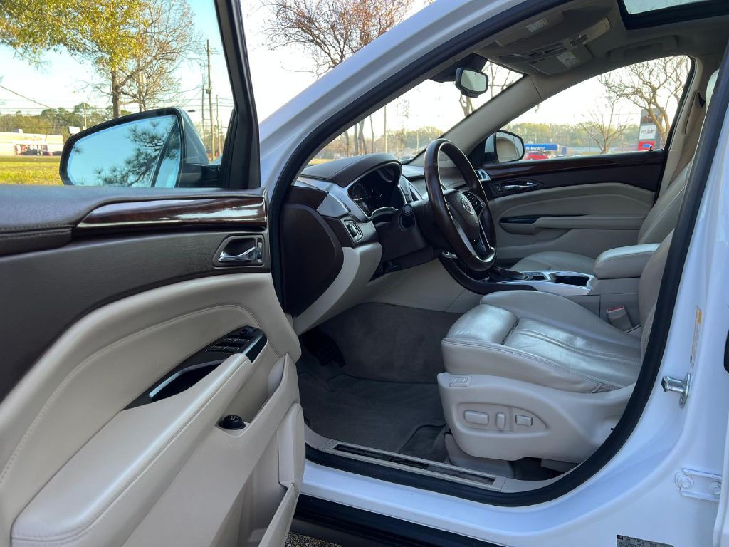 2014 Cadillac SRX Image 10