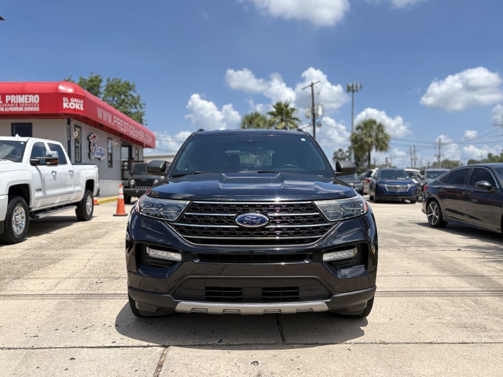 2020 Ford Explorer Image 2