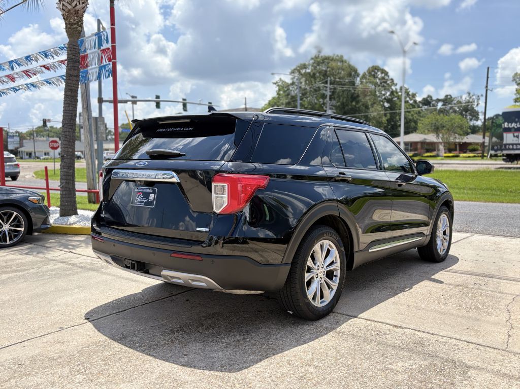 2020 Ford Explorer Image 4