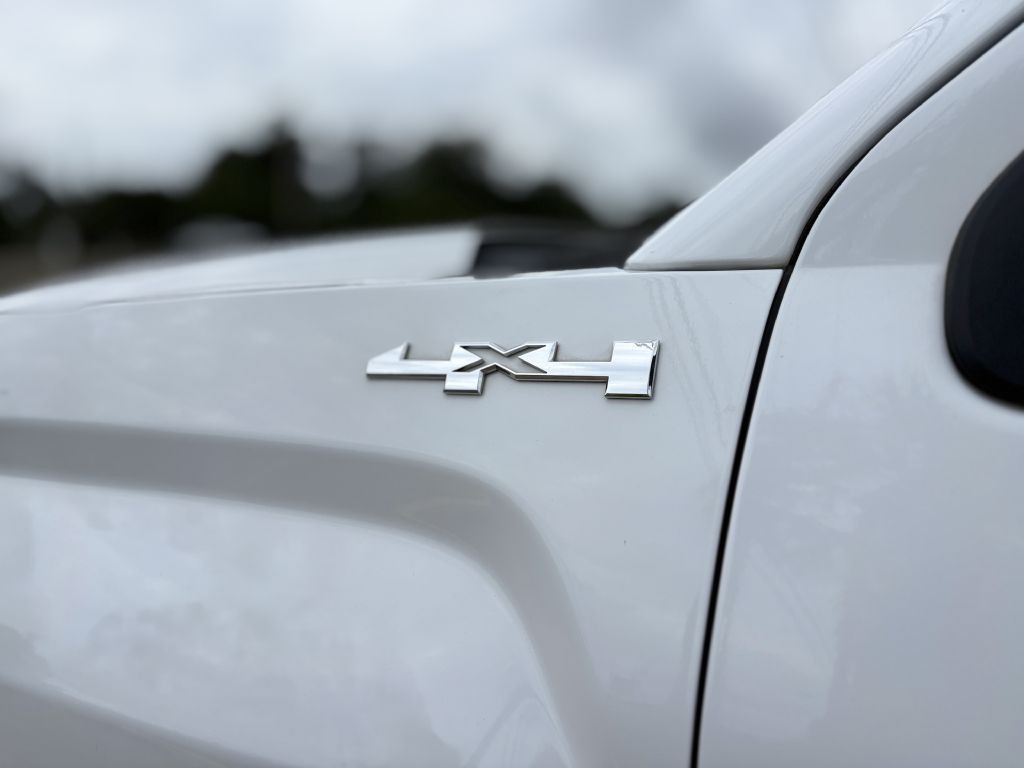 2018 GMC Sierra Image 7