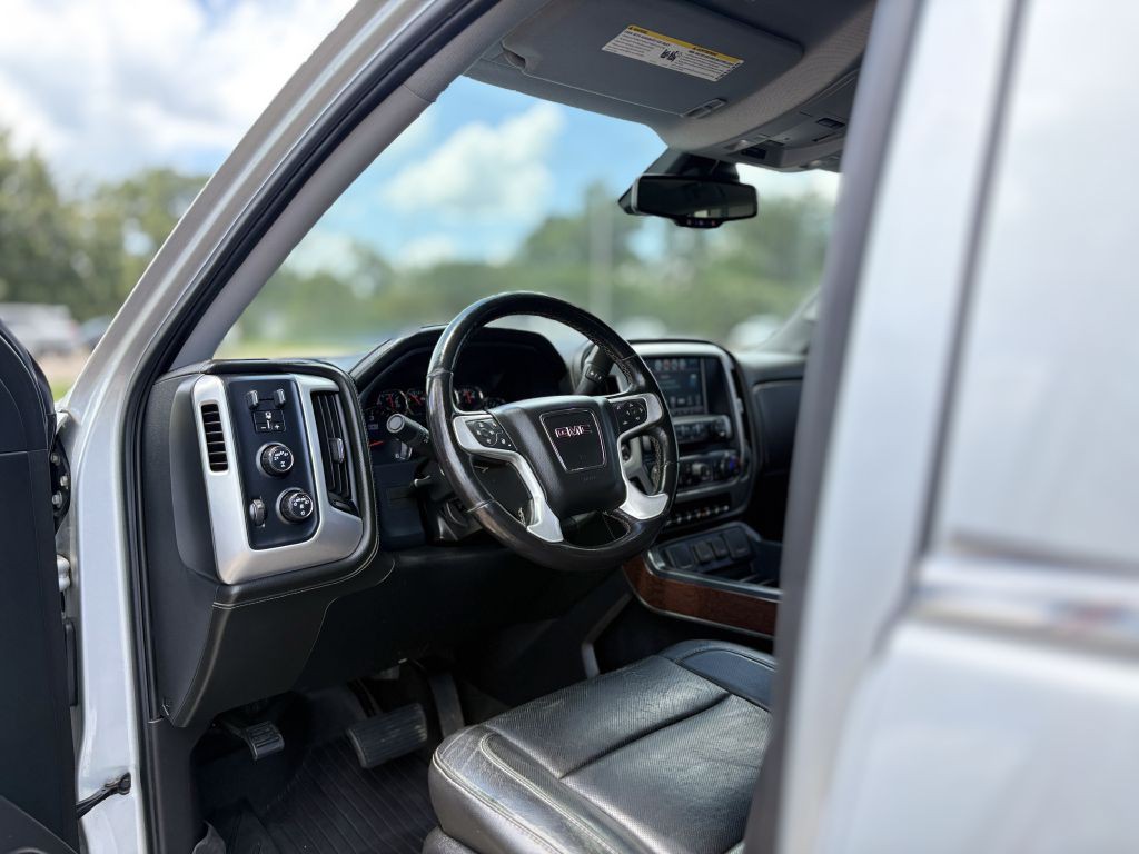2018 GMC Sierra Image 9