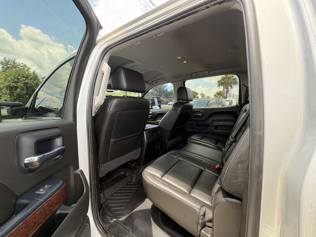 2018 GMC Sierra Image 11
