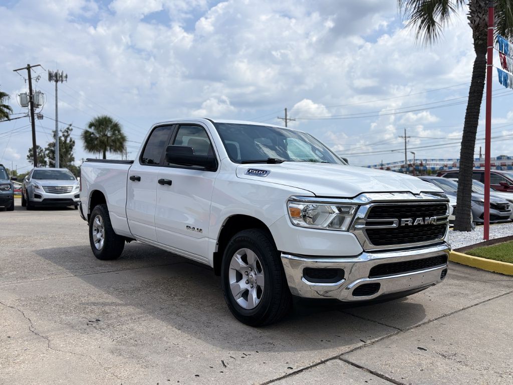 2023 RAM 1500 Image 3