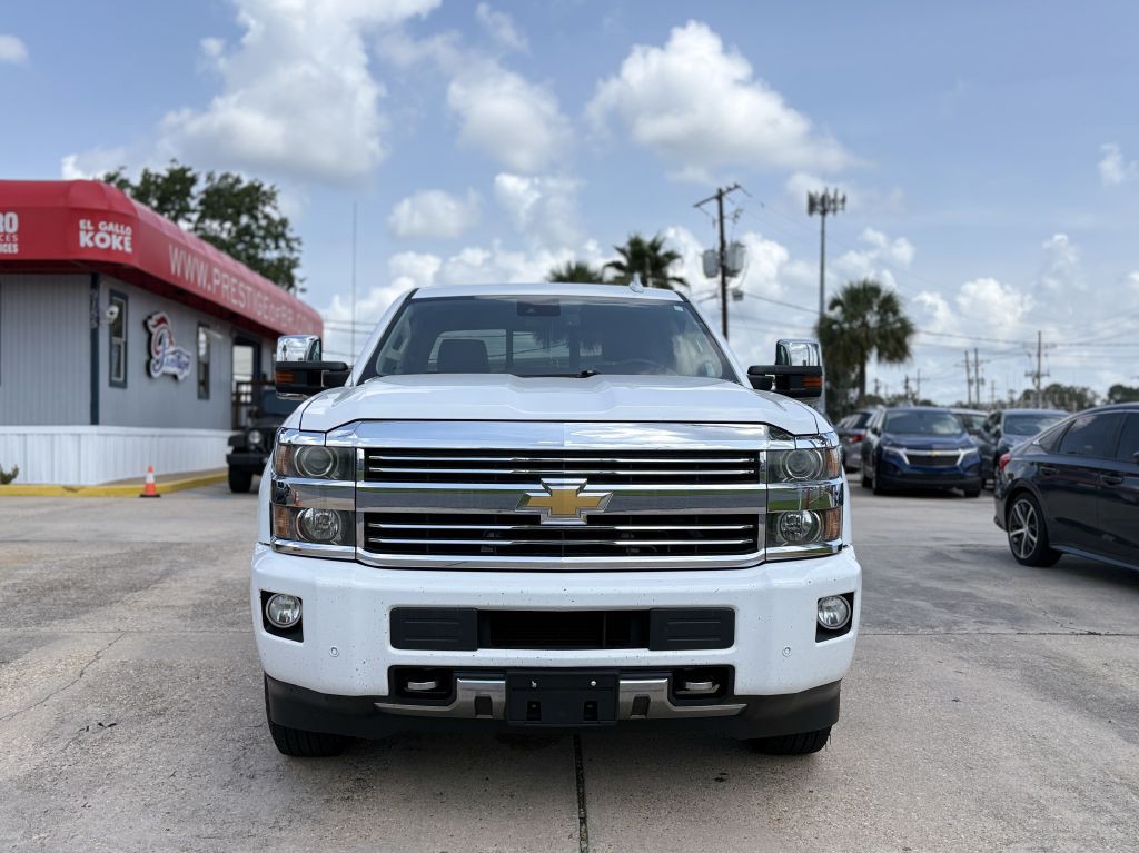2015 Chevrolet Silverado 1500 Image 2