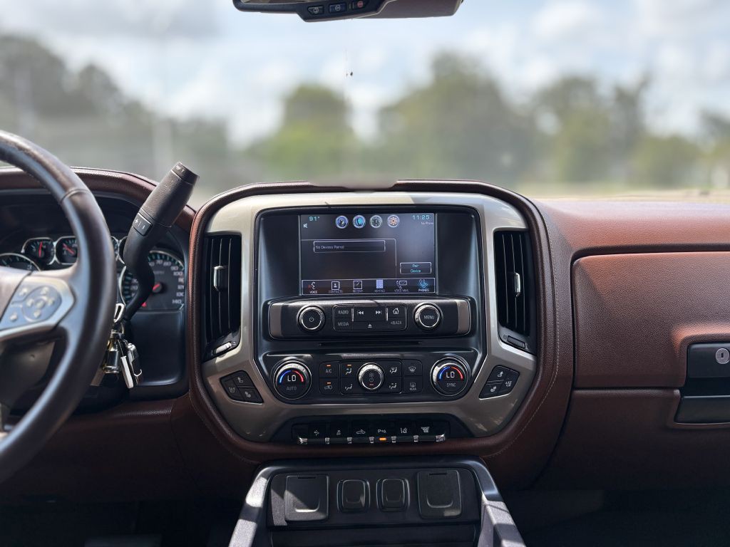 2015 Chevrolet Silverado 1500 Image 16