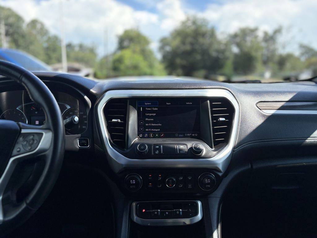 2020 GMC Acadia Image 13