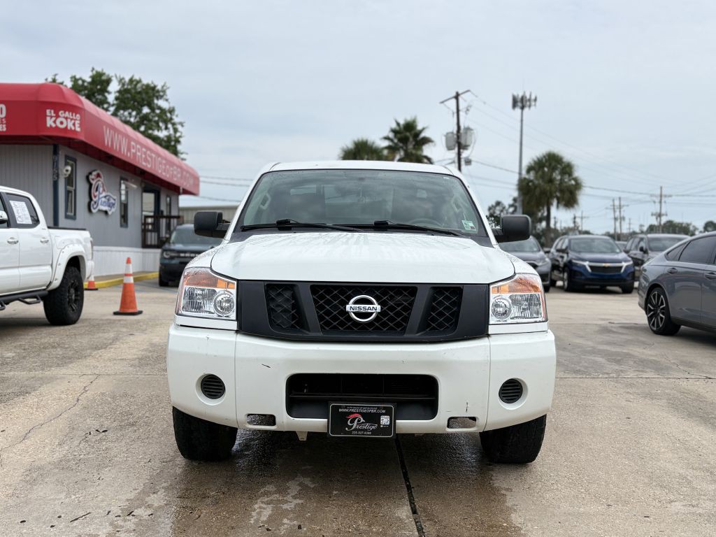 2012 Nissan Titan Image 2