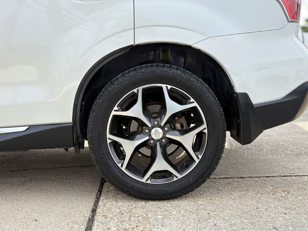 2016 Subaru Forester Image 6