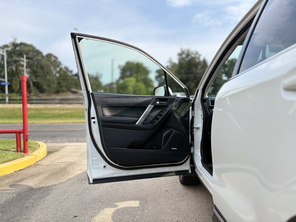 2016 Subaru Forester Image 7
