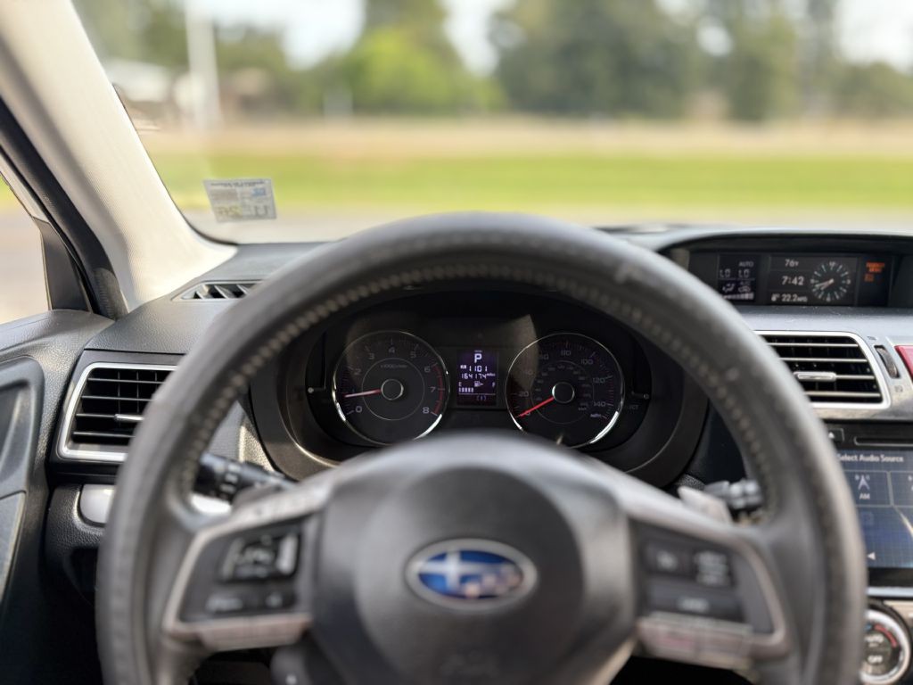 2016 Subaru Forester Image 13