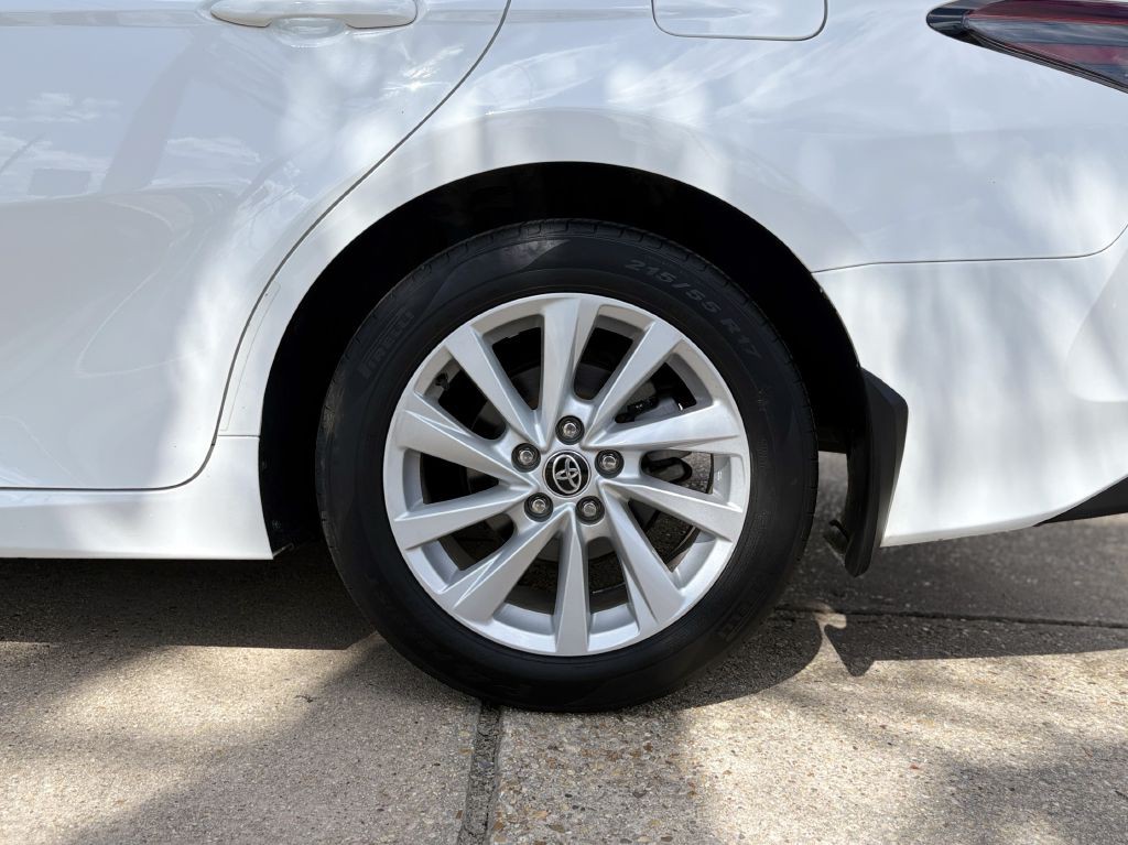 2023 Toyota Camry Image 6