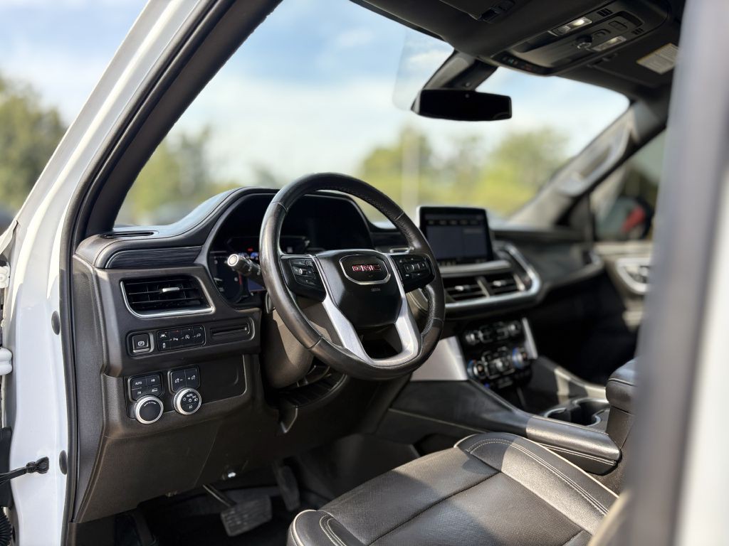 2021 GMC Yukon Image 8