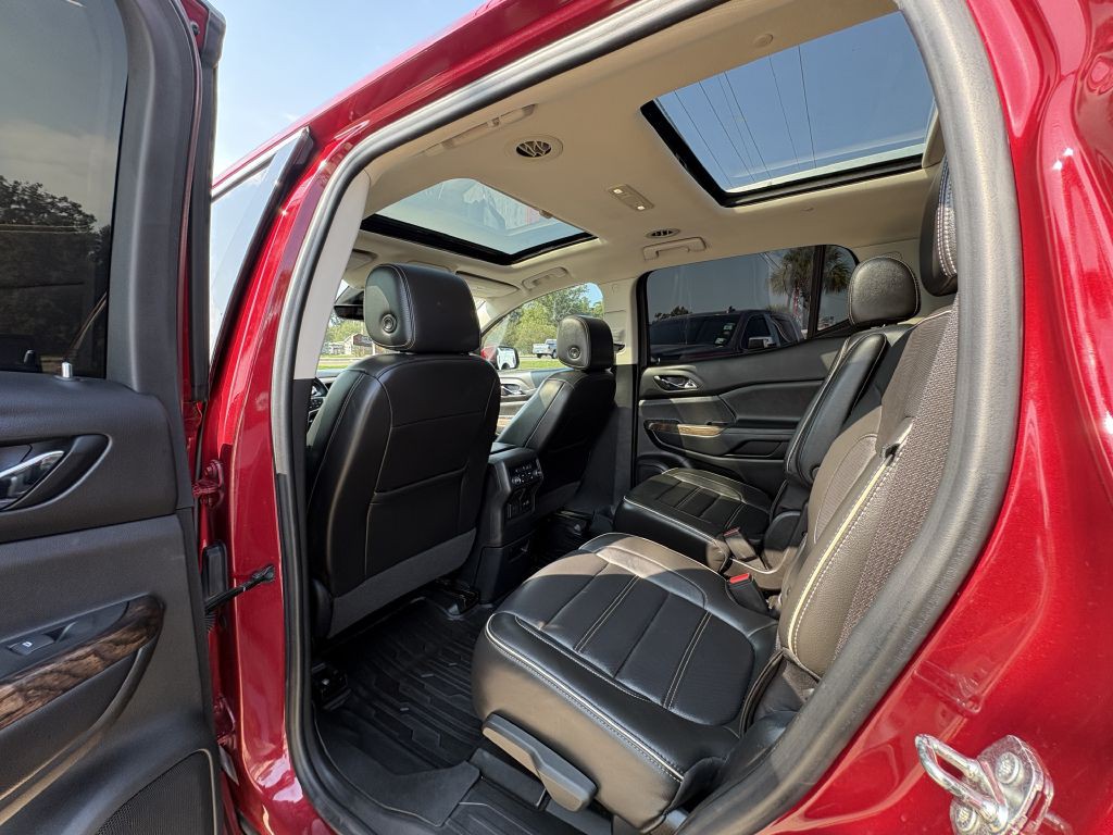 2020 GMC Acadia Image 11
